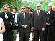 Hier Superintendent Findeisen, Landrat Vogel, MdL Prof.Schneider und Pfarrer Freier.